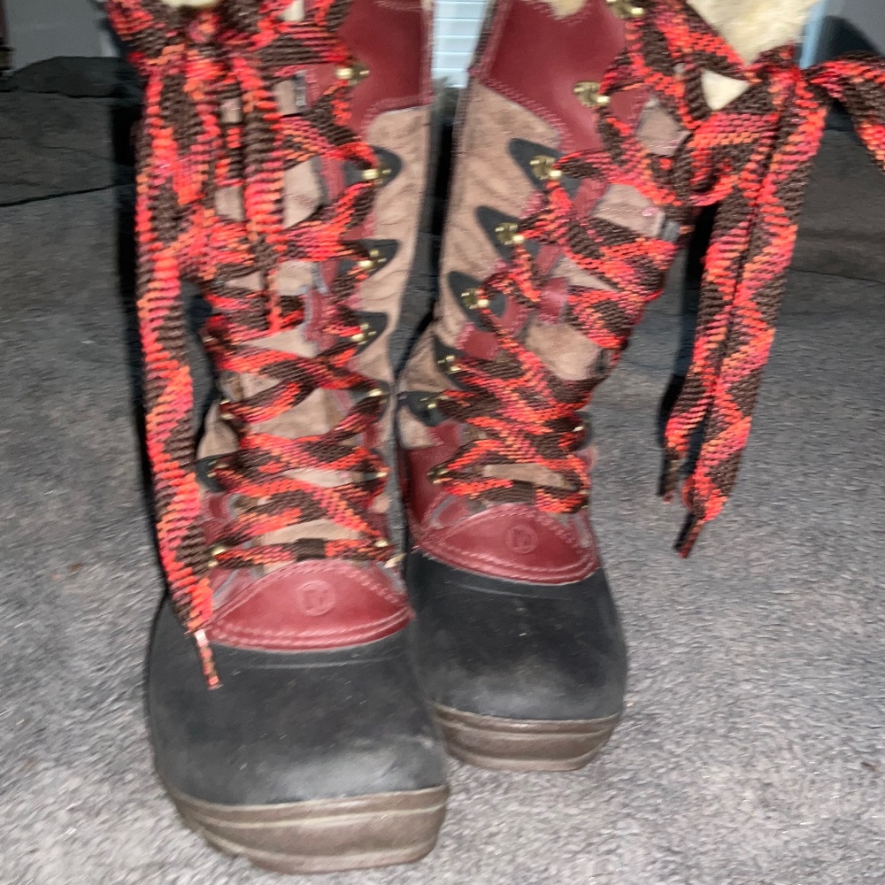 Merrill Snow boots